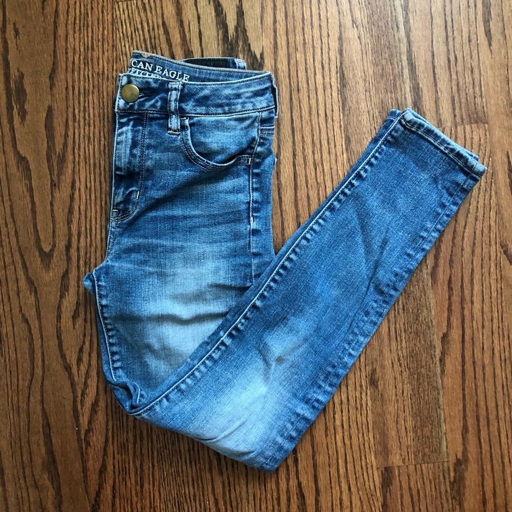 Medium washed jeans